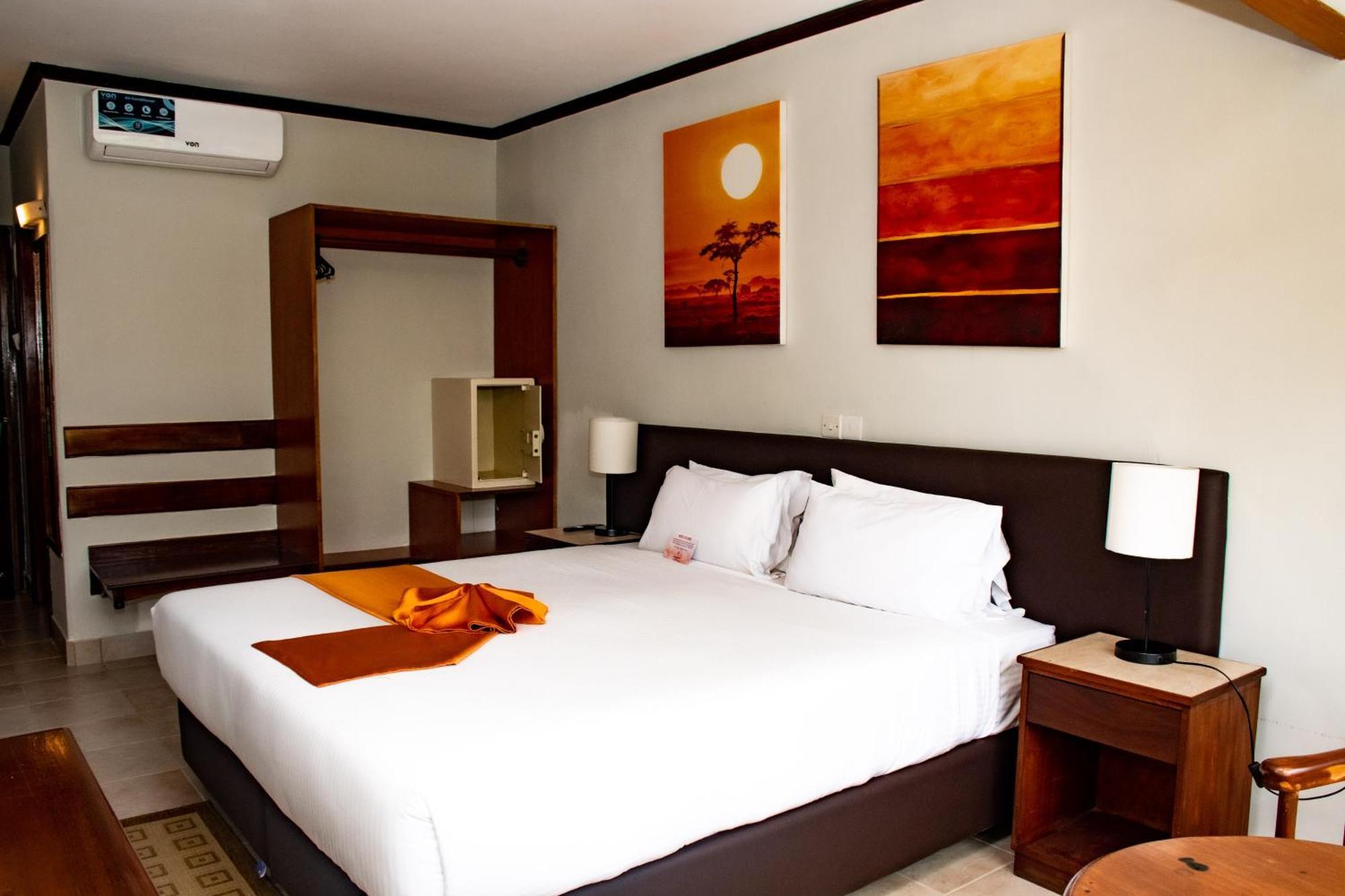 Boulevard Nairobi, Centre Cbd 4*