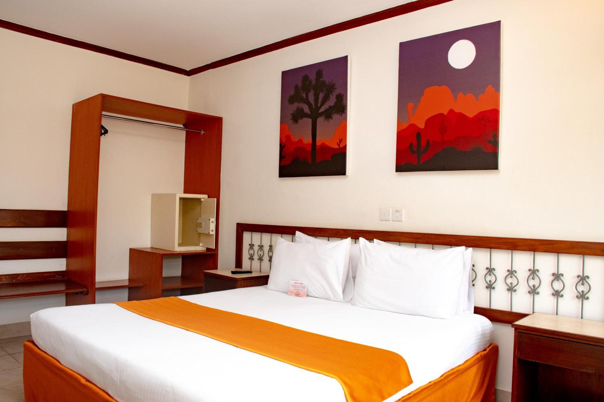Boulevard Nairobi, Centre Cbd 4*