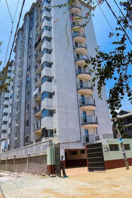 Exquisite 1bedroom Located In Garden Estate, Thome