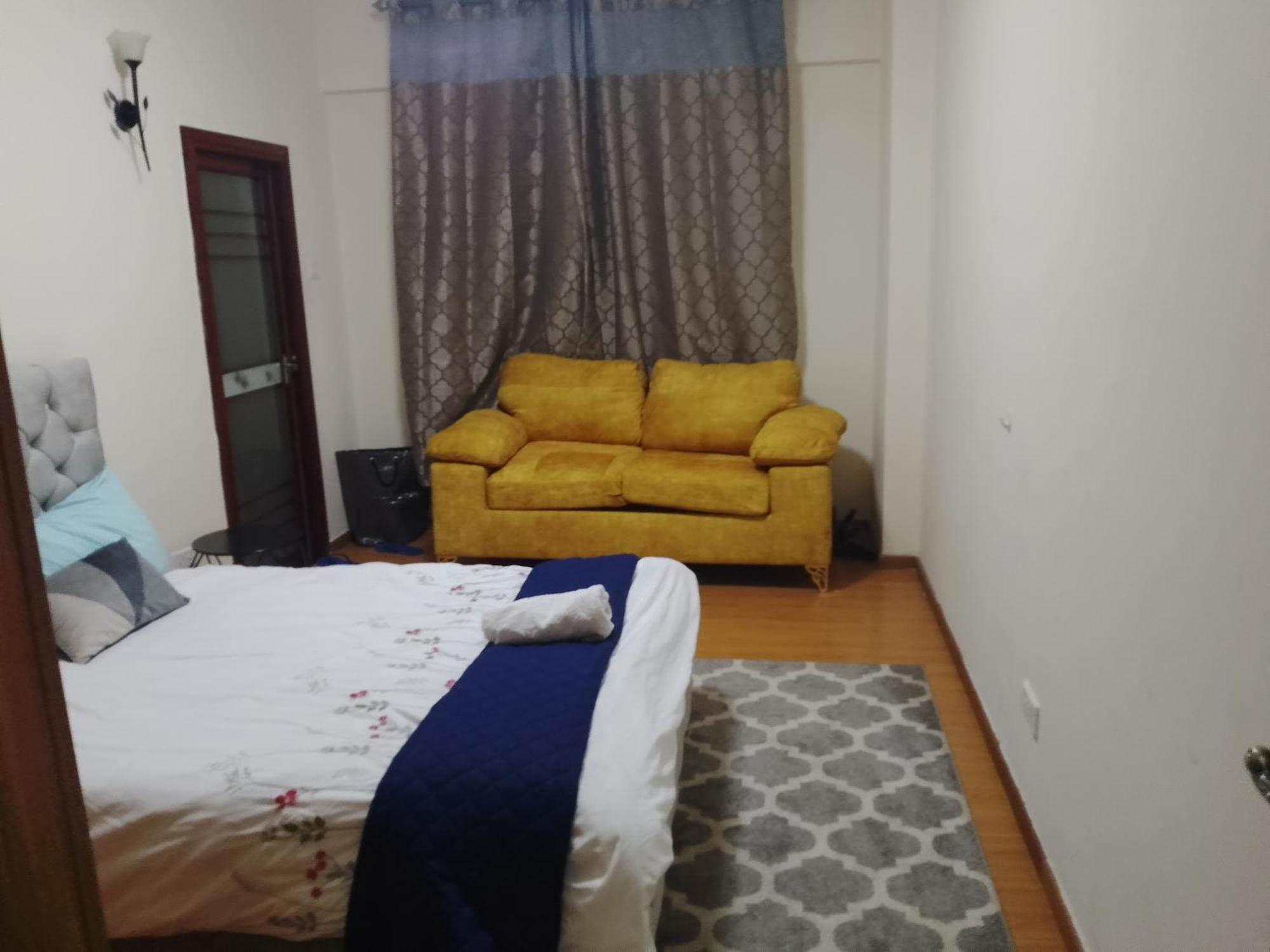 Apartment Furnished 3 Bedroom *