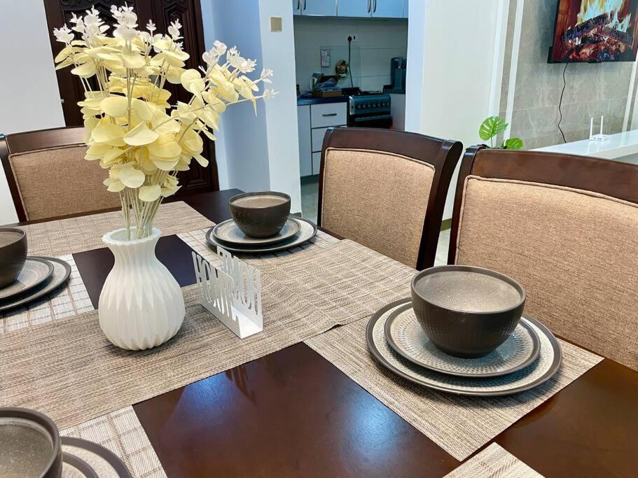 Apartment Cozy 2br Near Yaya & Prestige Malls Nairobi