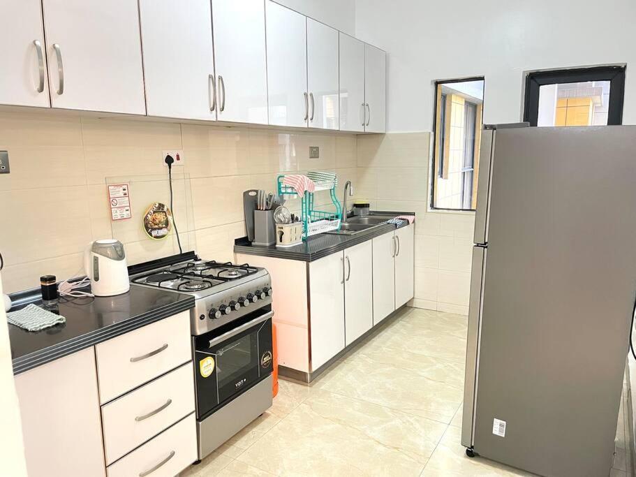 Cozy 2br Near Yaya & Prestige Malls Apartment Nairobi