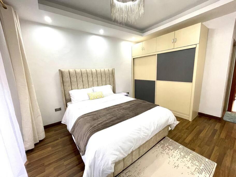 Apartment Cozy 2br Near Yaya & Prestige Malls Nairobi