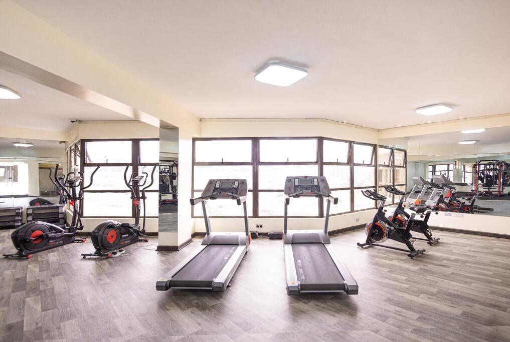 Apartment Serenity Retreat - 2 Bed With Pool & Gym