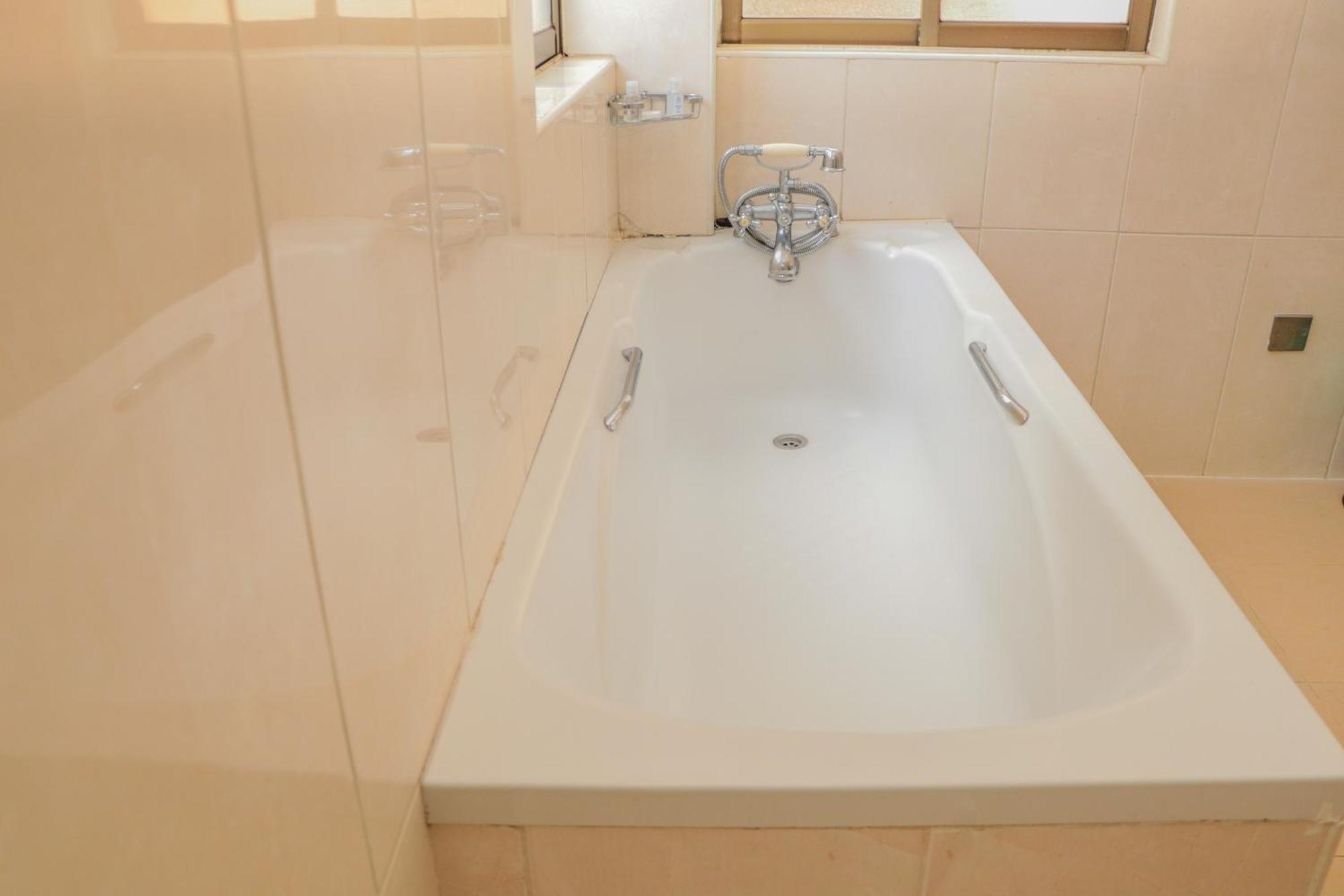 Aparthotel Gemsuites Serviced Apartments State House 3*