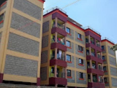 Cozy With Balcony In Ngong Apartment *