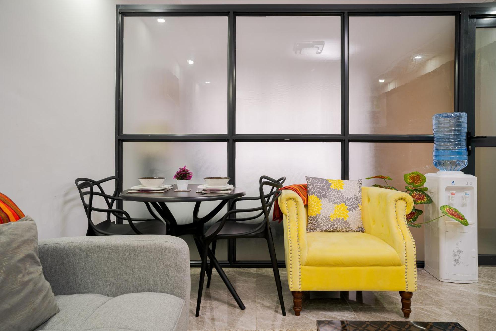 One Bedroom Apartment