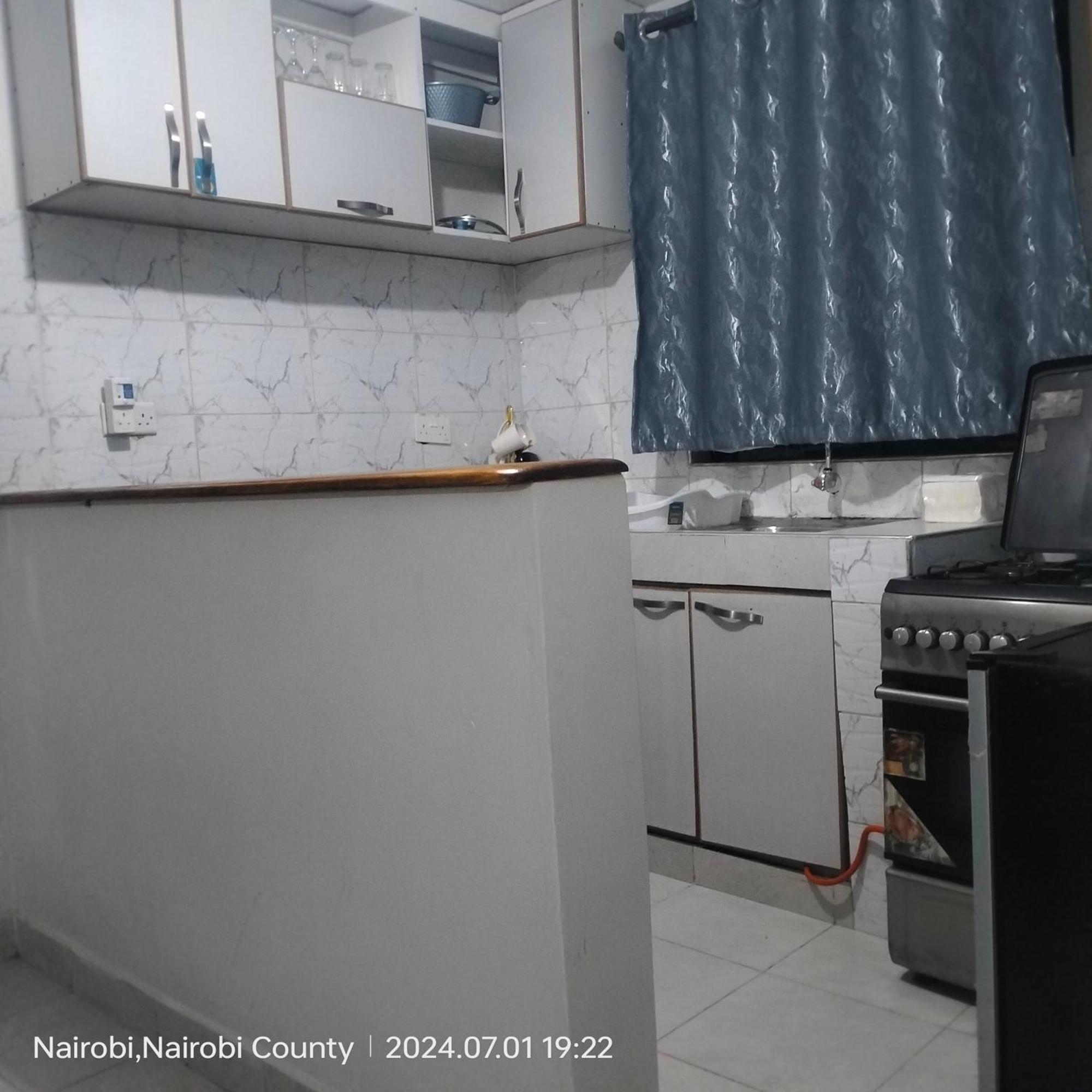 Apartment Christie's Buruburu *