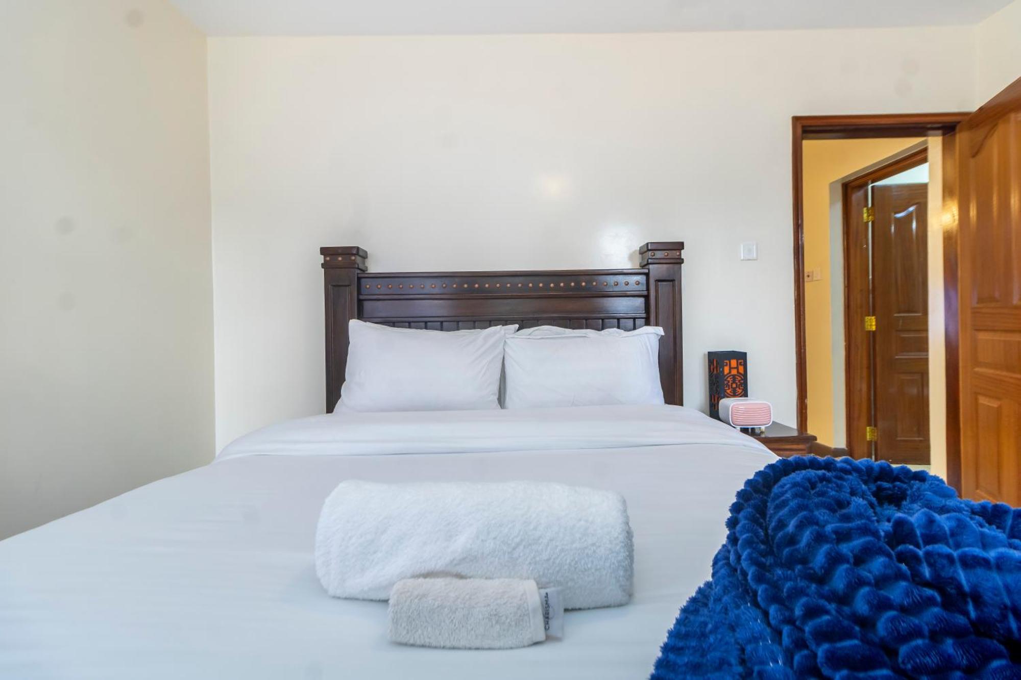 Serenity Retreat - 2 Bed With Pool & Gym Nairobi