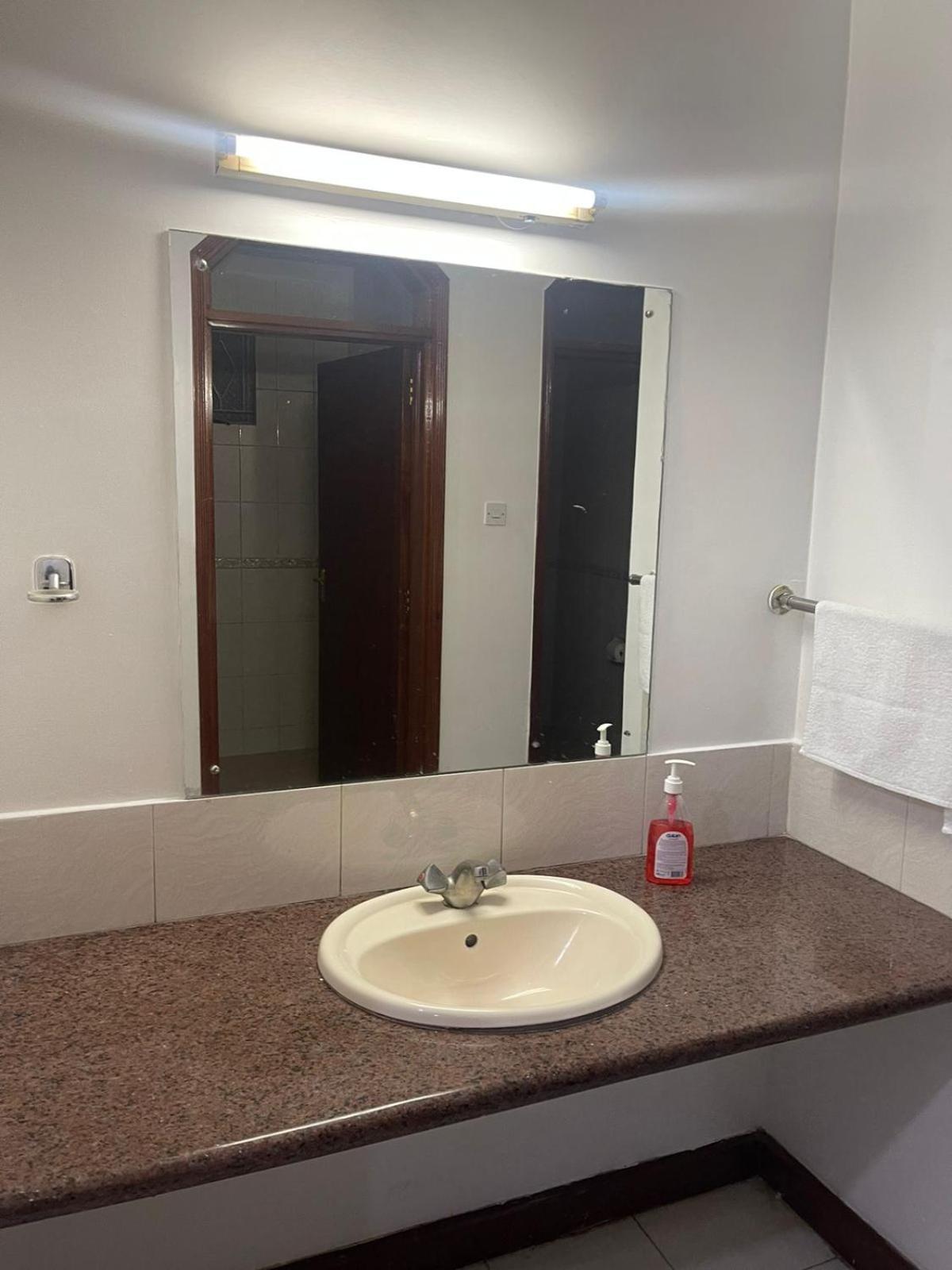 Apartment Sheema 3 Bedroom Kilimani Nairobi
