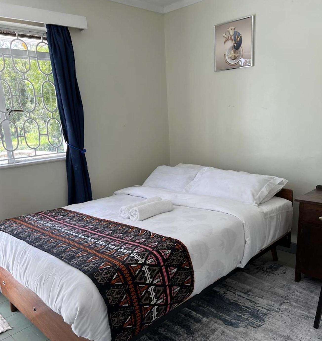 Diggz - Private Townhouse, Garden Views Near Junction Mall *