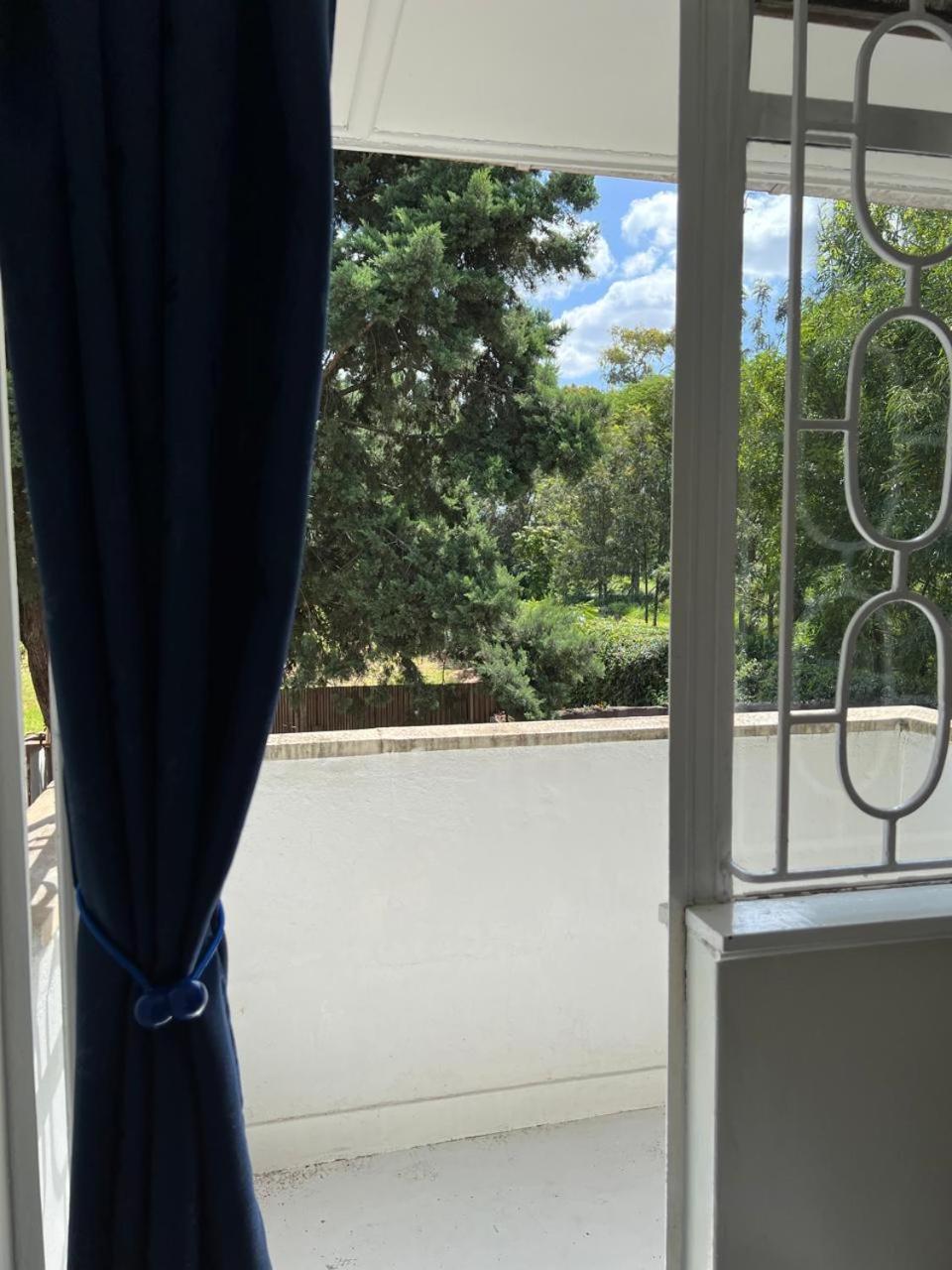 Holiday home Diggz - Private Townhouse, Garden Views Near Junction Mall *