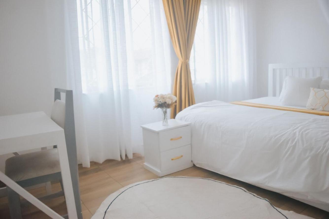 Bed & Breakfast Saruni Homes
