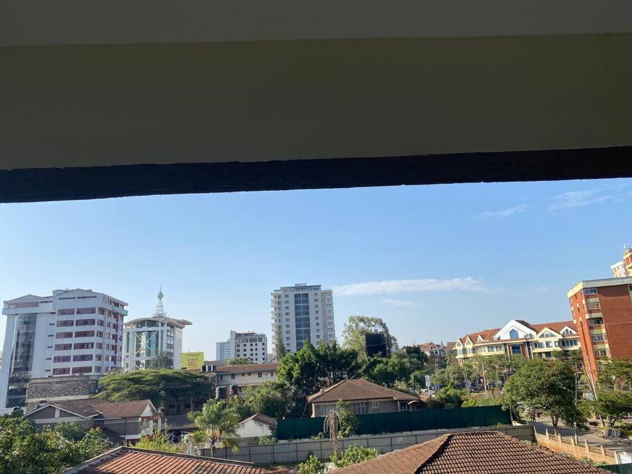 2 Bedroom Ensuite Kilimani, A Cozy Luxury Living Apartment
