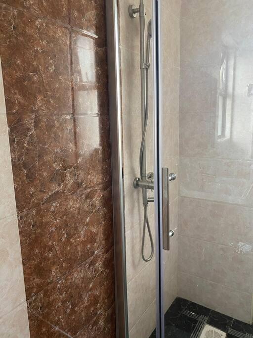 2 Bedroom Ensuite Kilimani, A Cozy Luxury Living *