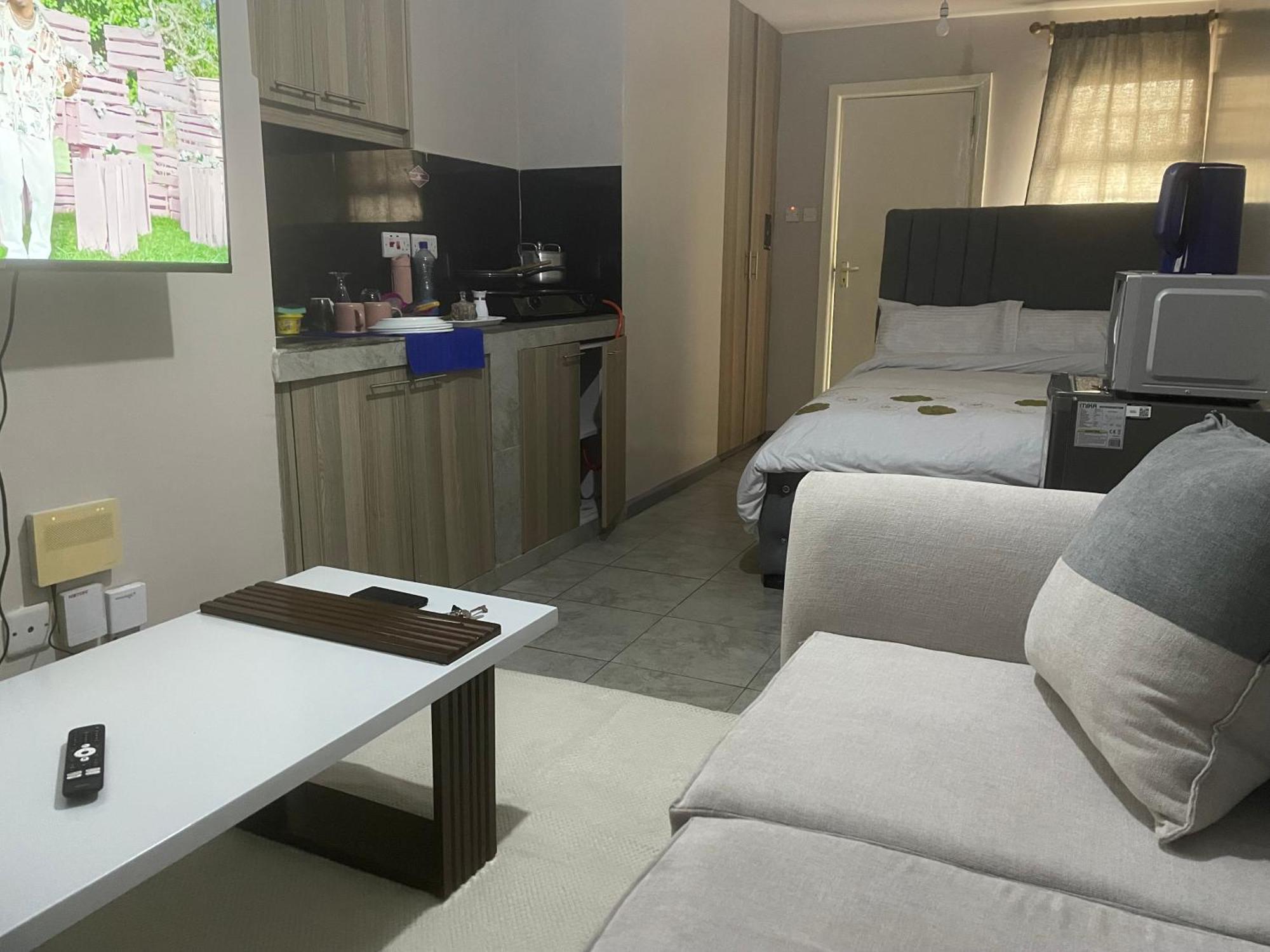 Tsavo Apartment *