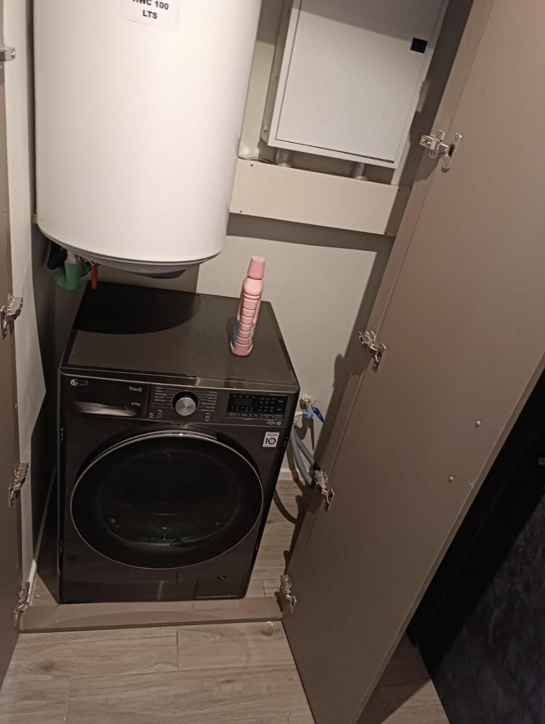 One Bedroom Furnished At Enaki Near Village Market * Nairobi
