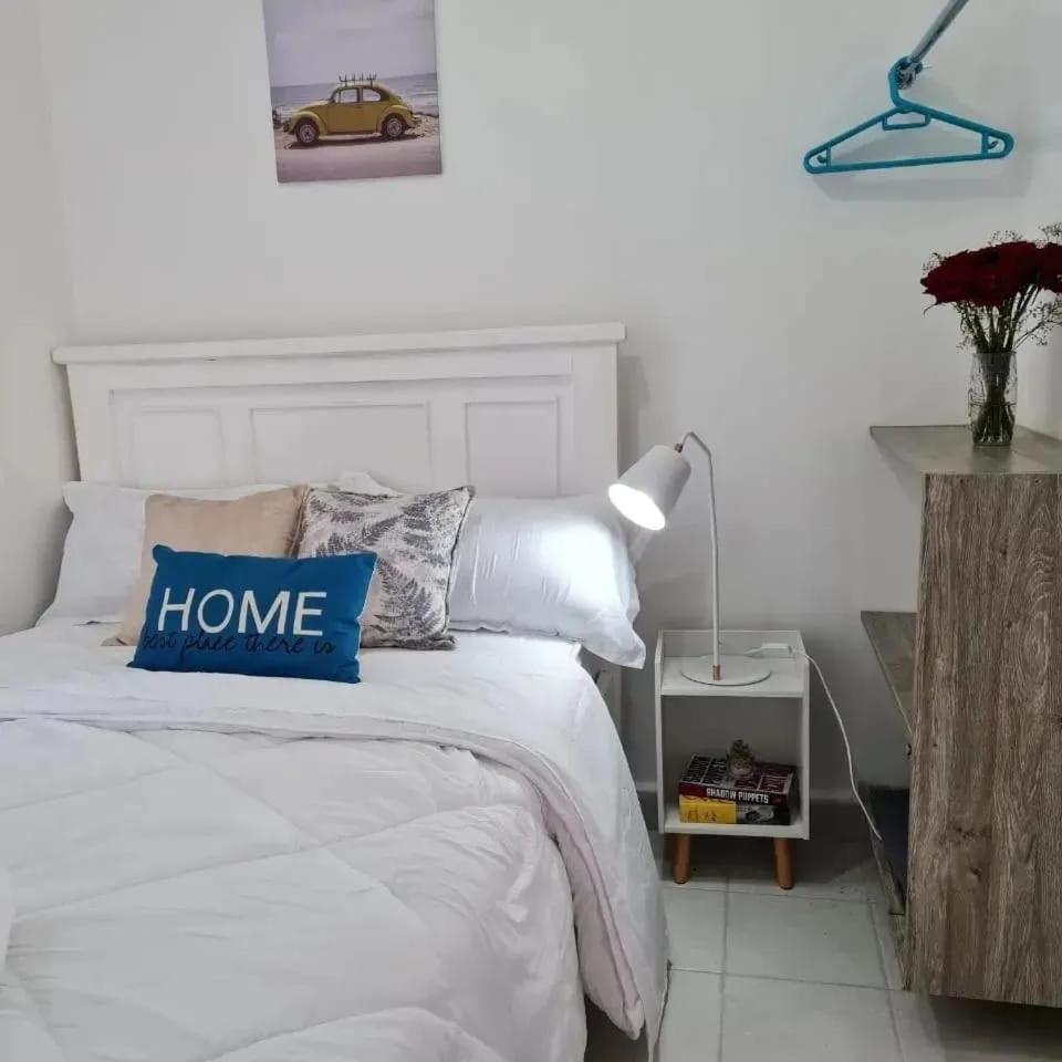 Racecourse Gardens Furnished Homestay *
