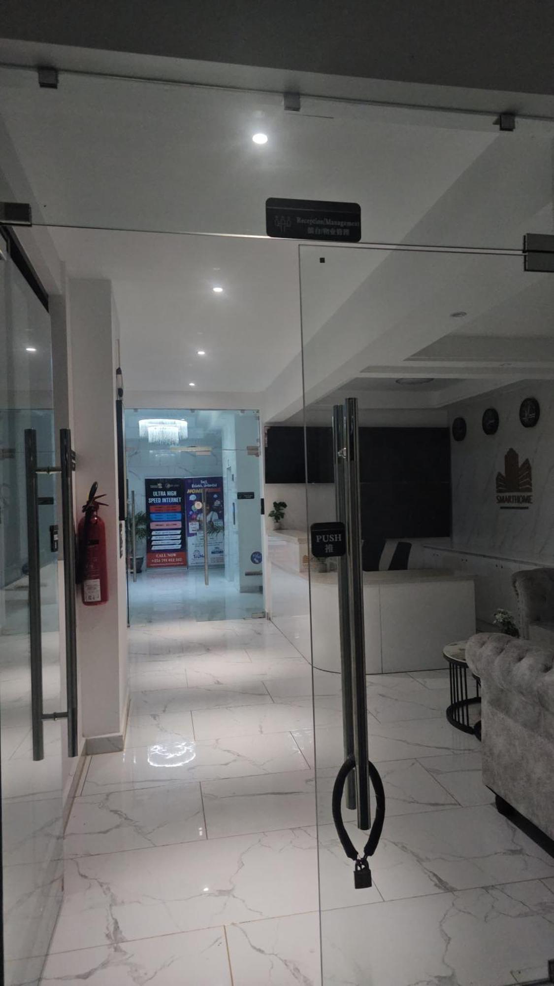 Pazoori Golden Smart Furnished Kilimani Apartment *