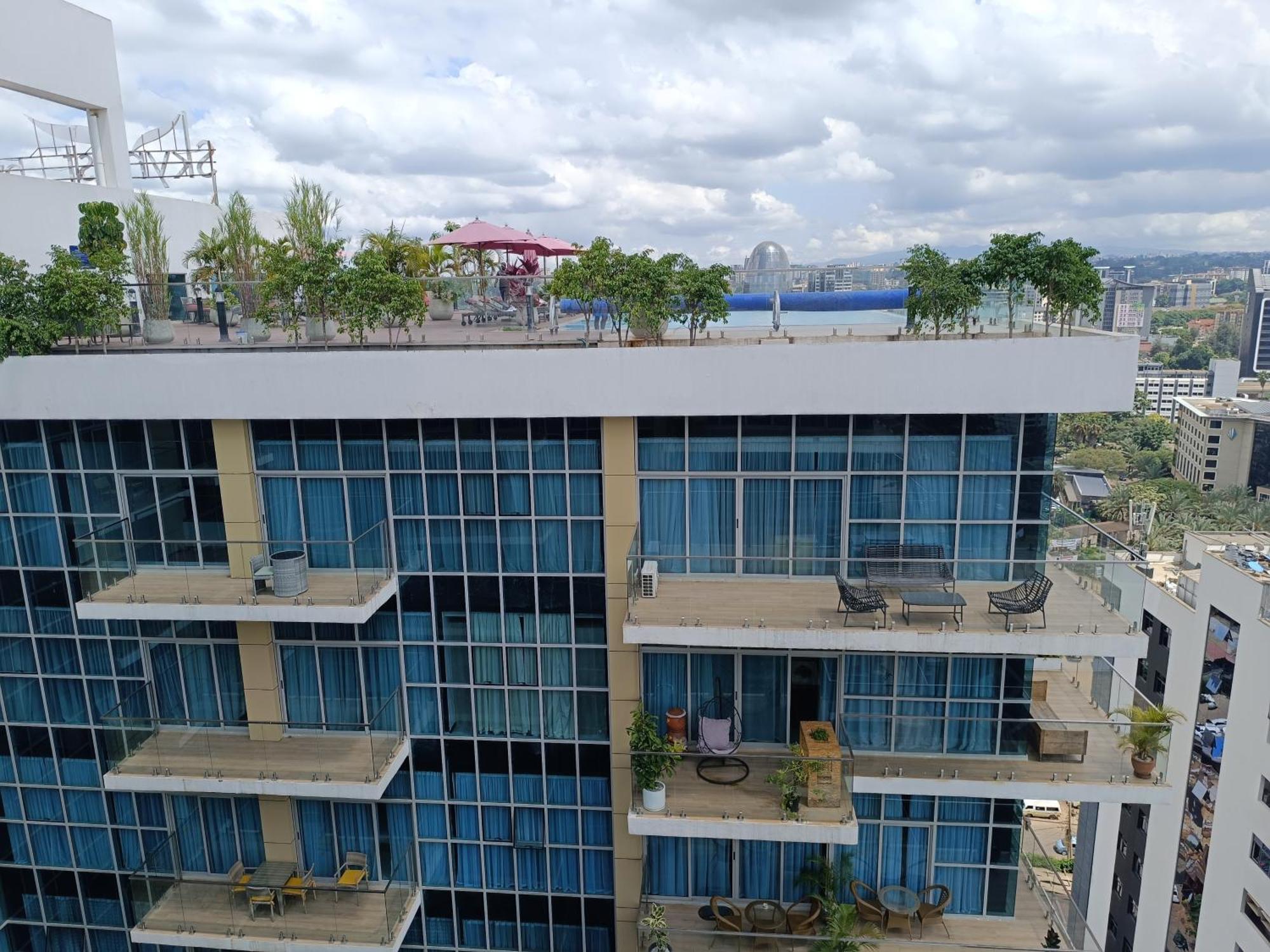 Skynest Residences By Lisa's Paradise D Apartment Nairobi
