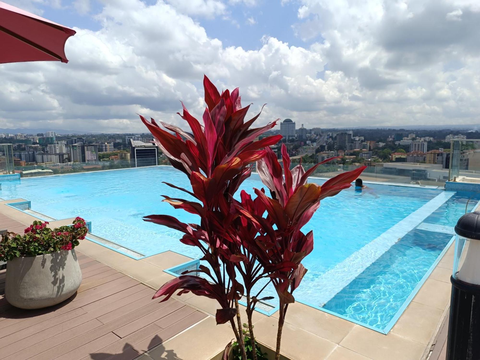 Skynest Residences By Lisa's Paradise D Apartment