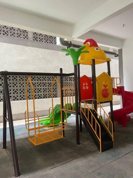Elegant 1 Bed Near Yaya Centre With Gym Apartment Nairobi