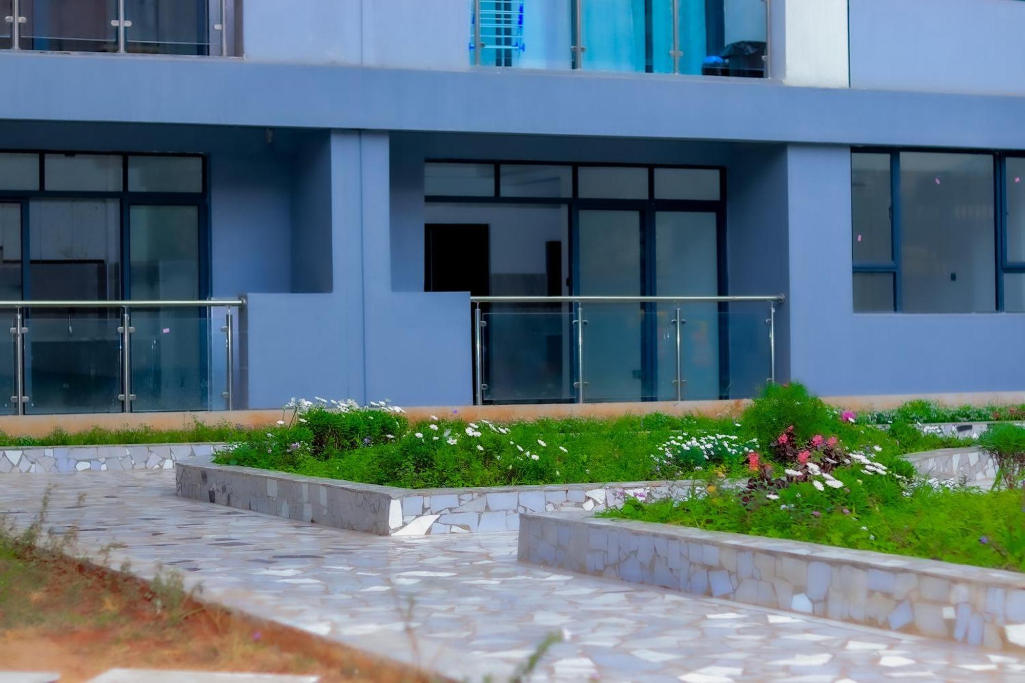 Luxe Oasis Kilimani, Gym, Parking, Wifi And Balcony Apartment *