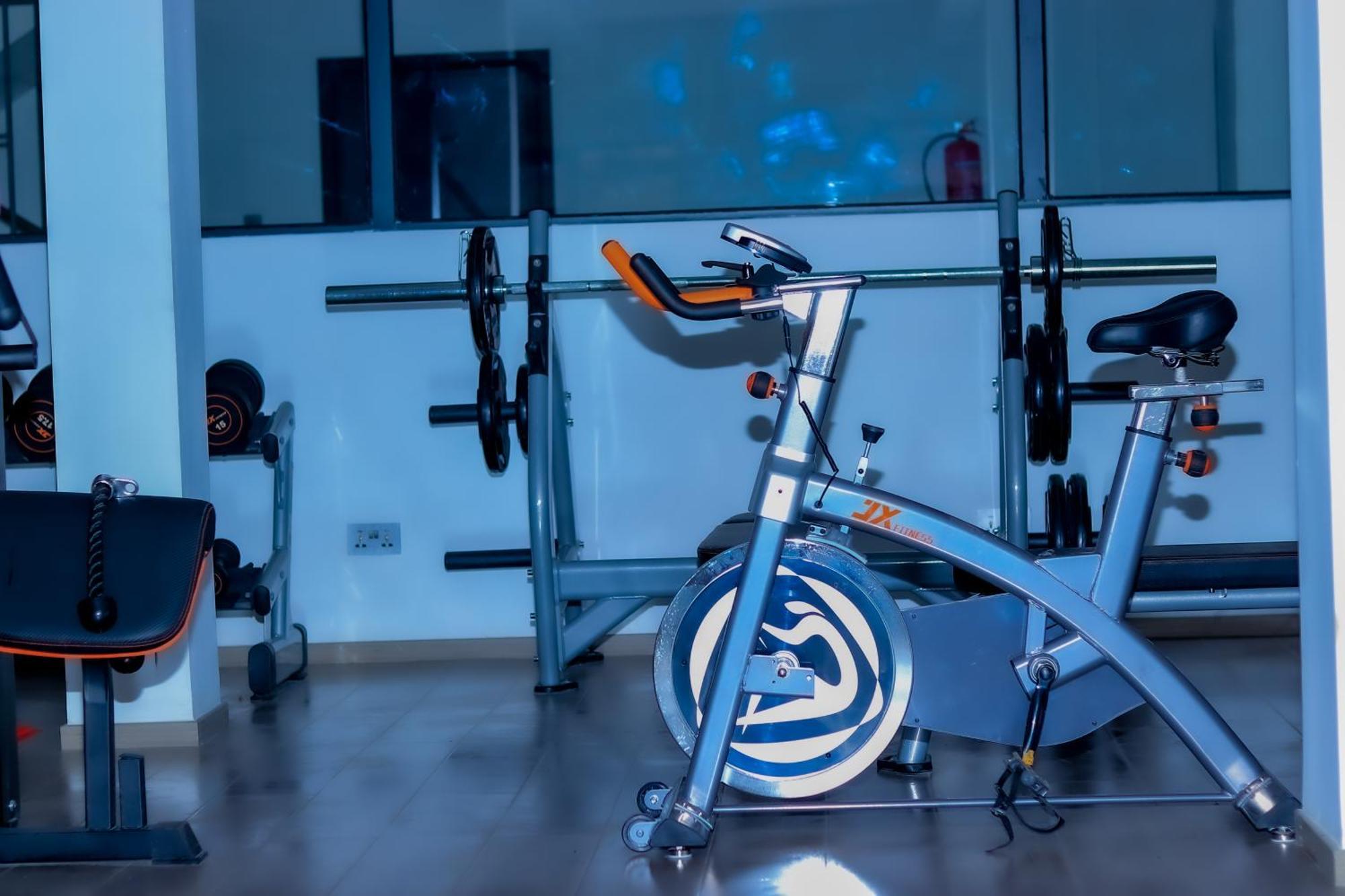 Luxe Oasis Kilimani, Gym, Parking, Wifi And Balcony * Nairobi
