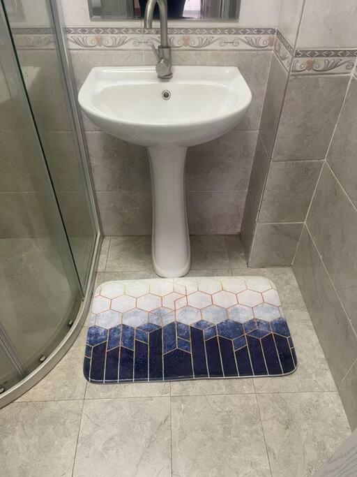 2 Bedroom, 2 Bathroom In Kilimani *