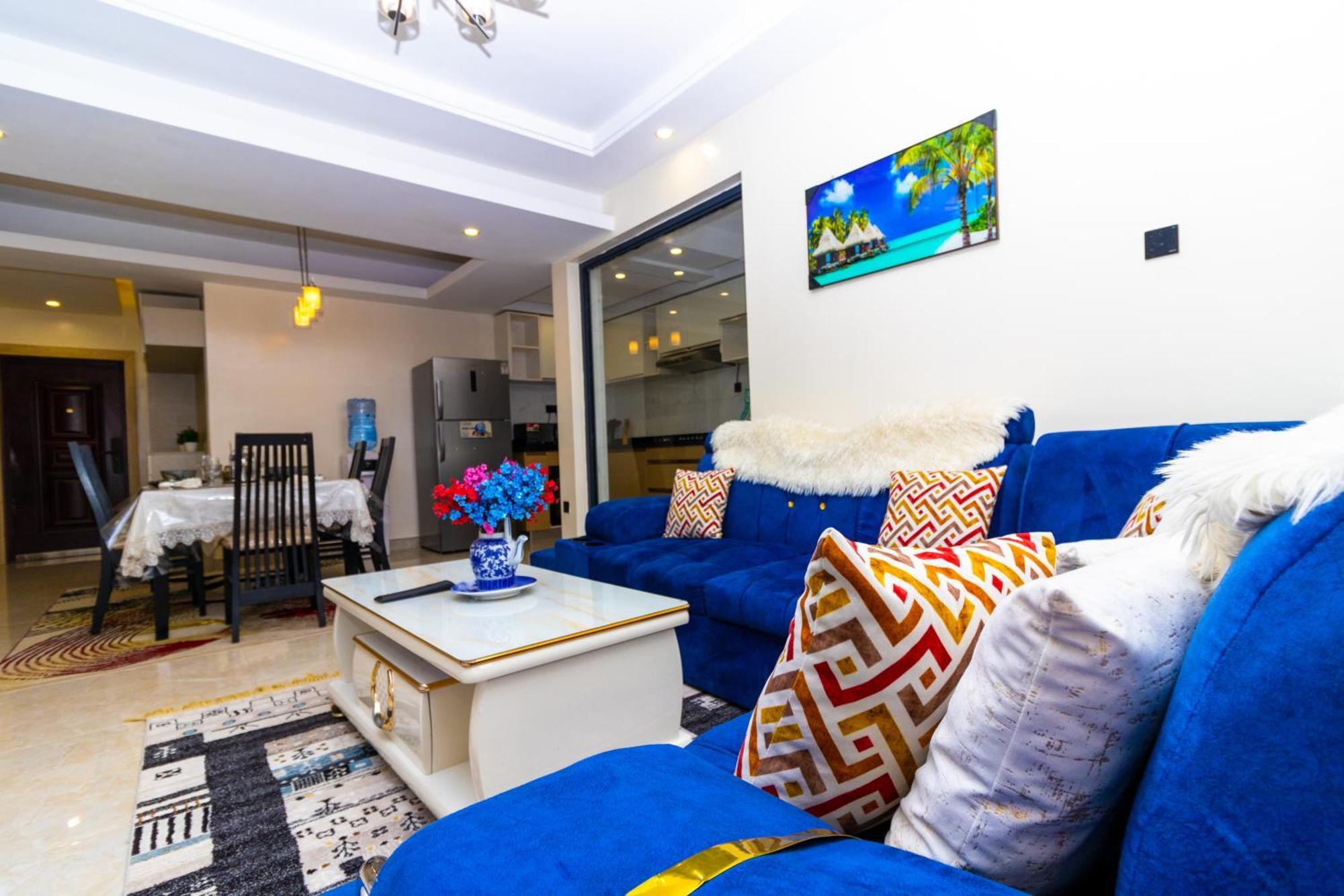 Modern Luxe 2 Bed With Pool & Gym Nairobi
