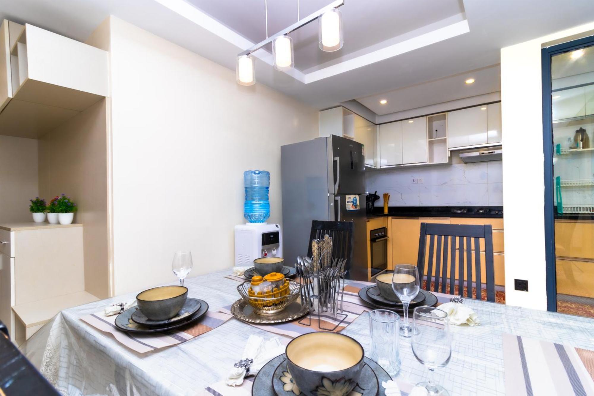 Modern Luxe 2 Bed With Pool & Gym Nairobi