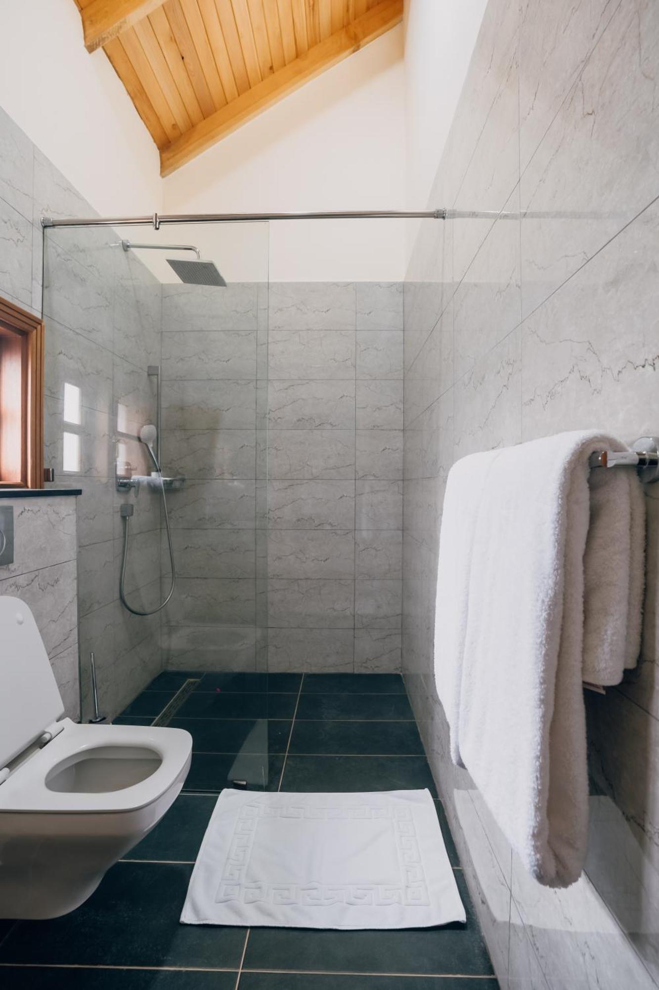 Esidai Spa And Hotel