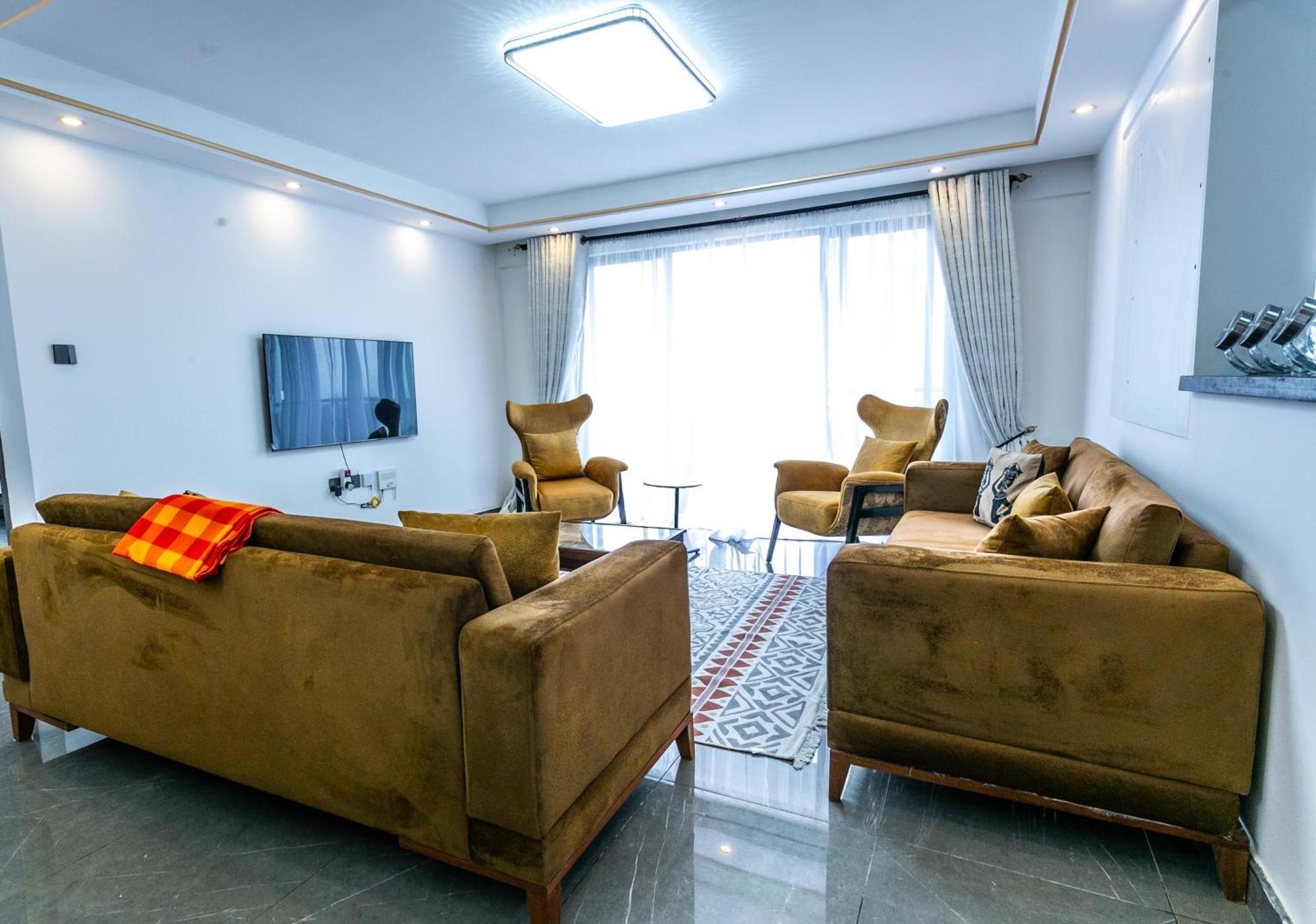 Apartment Kileleshwa Panaromic 3 Bedroom With Dsq And Gym *