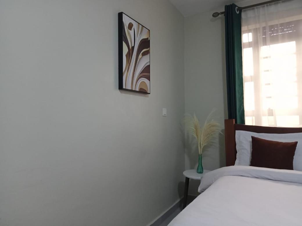 Cozy With Balcony In Ngong