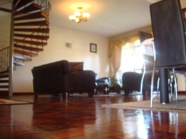 Homestay Honeycourt *