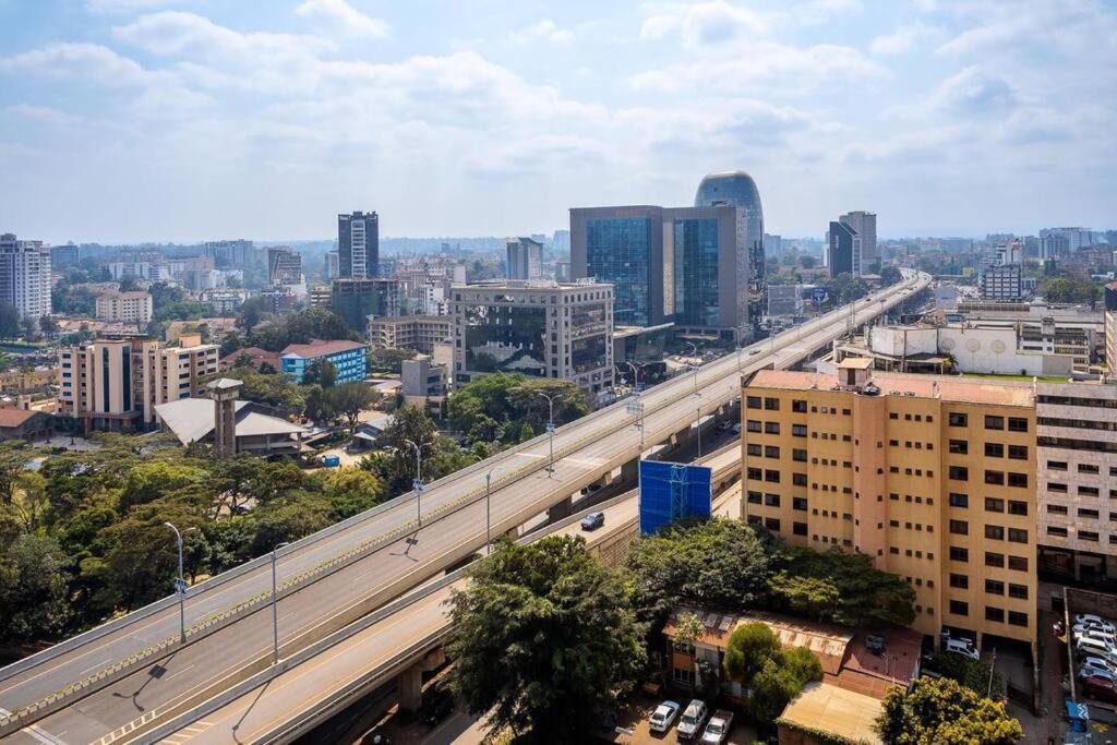 Apartment Modern Executive Luxury Near Gtc Westlands