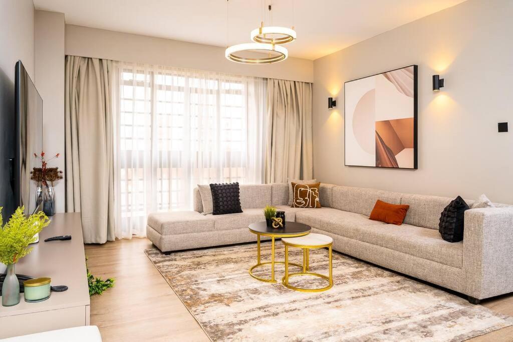 Modern Executive Luxury Near Gtc Westlands Apartment