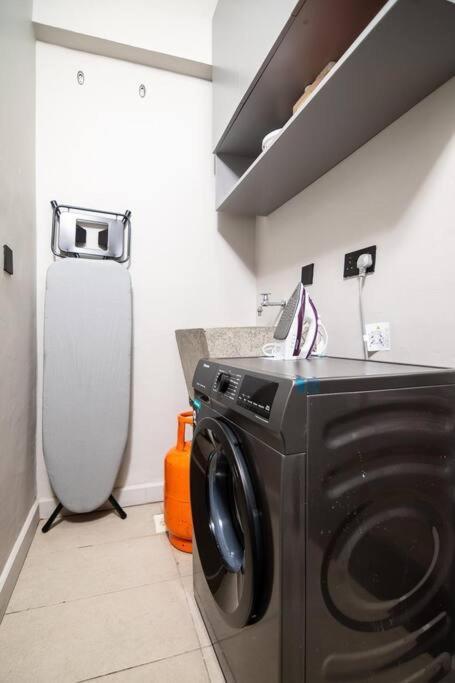 Apartment Modern Executive Luxury Near Gtc Westlands