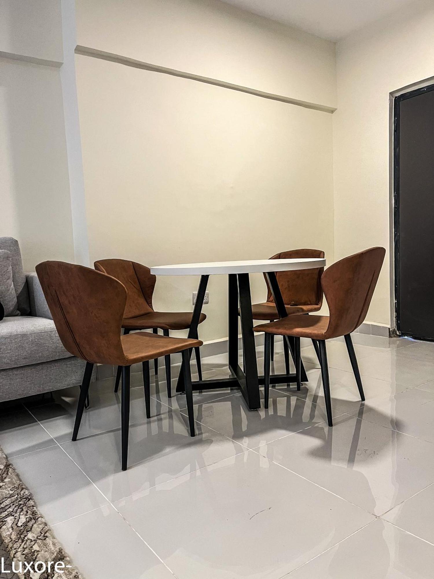 Apartment Fahari Place