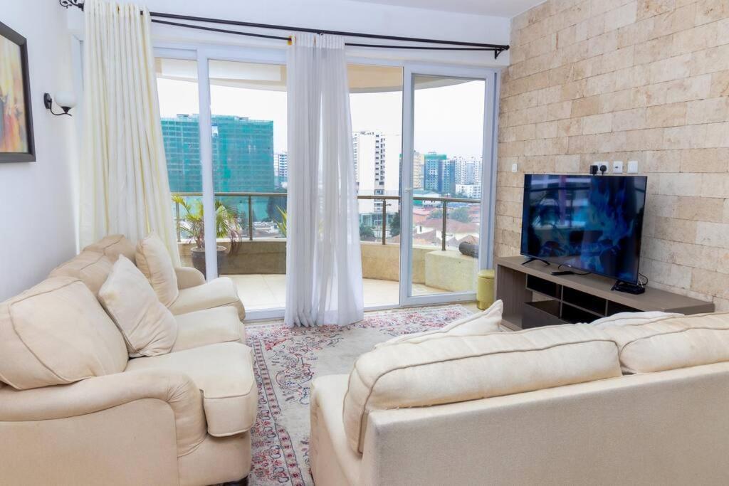Elegant 2 Bed In Kilimani With Balcony Views