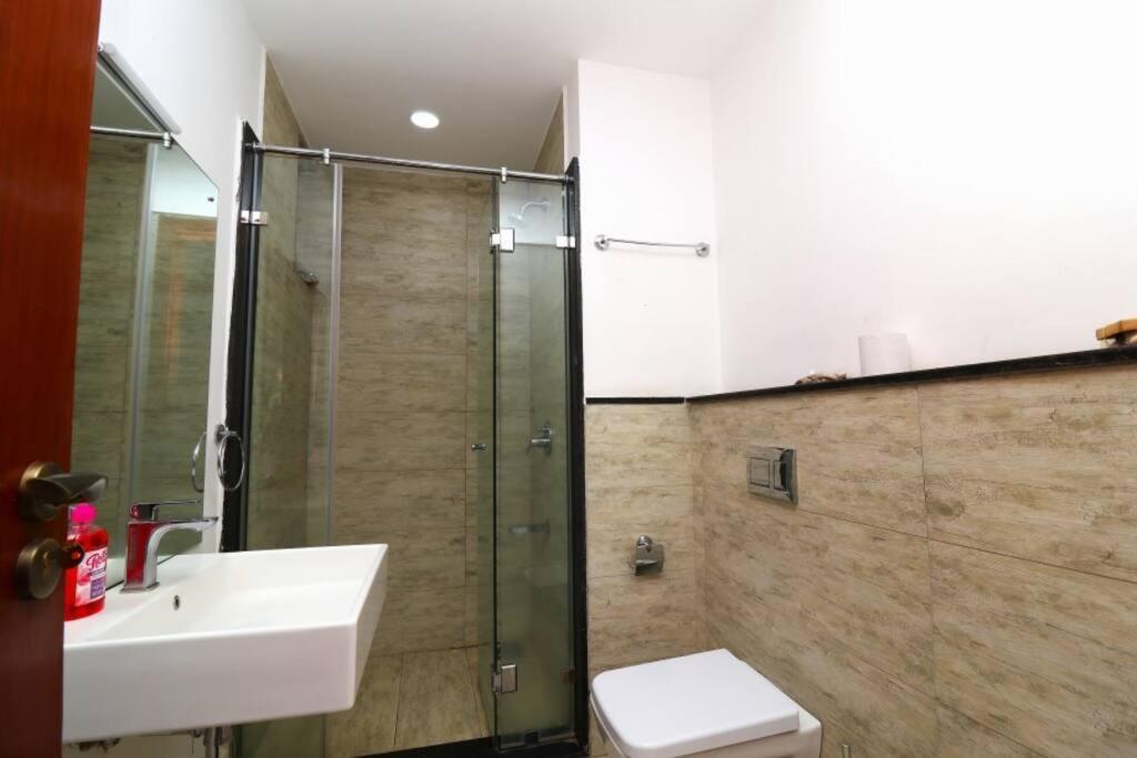Elegant 2 Bed In Kilimani With Balcony Views *