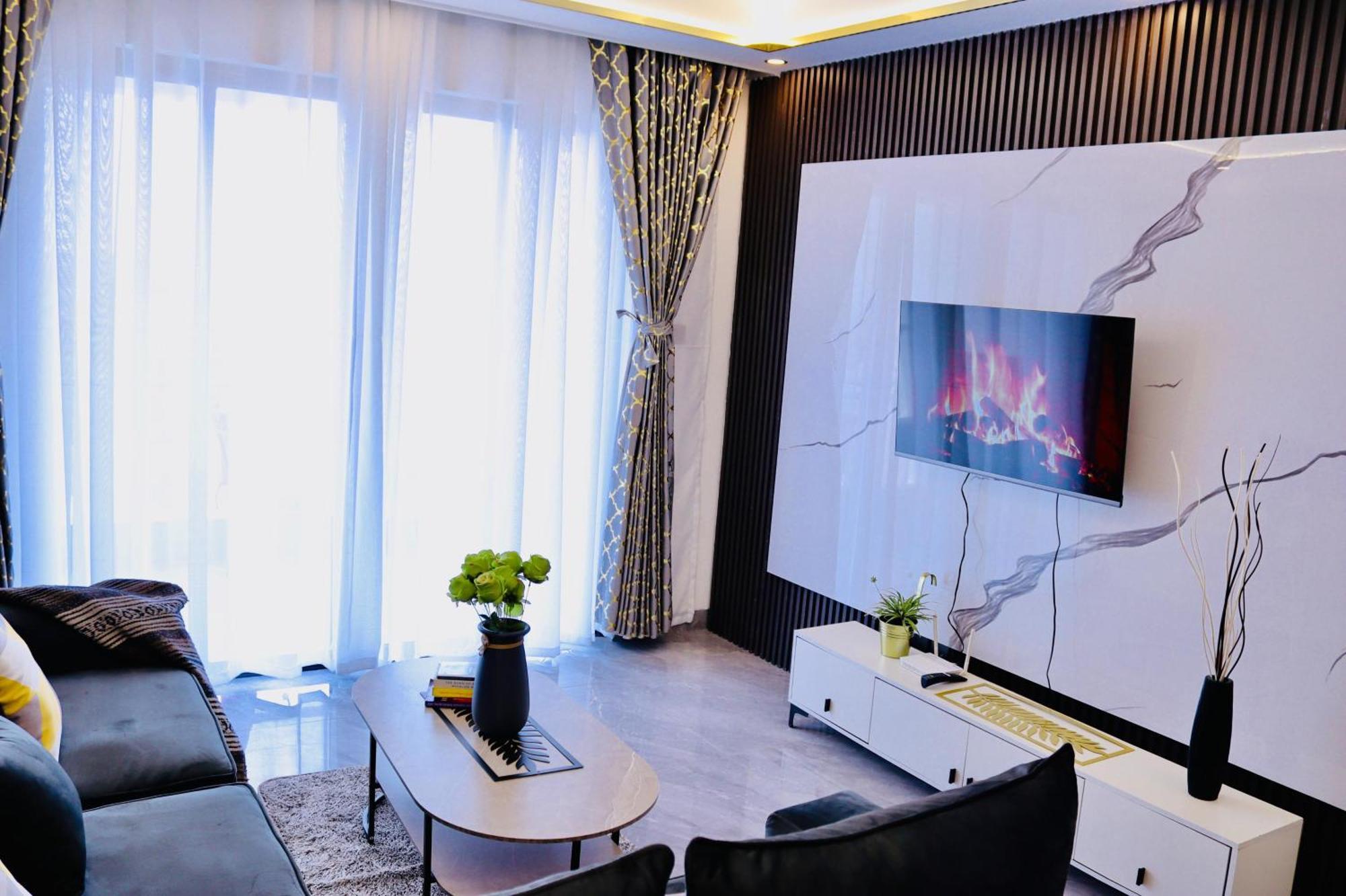 Stunning 3 Bedroom Kilimani With Gym & Pool Apartment Nairobi