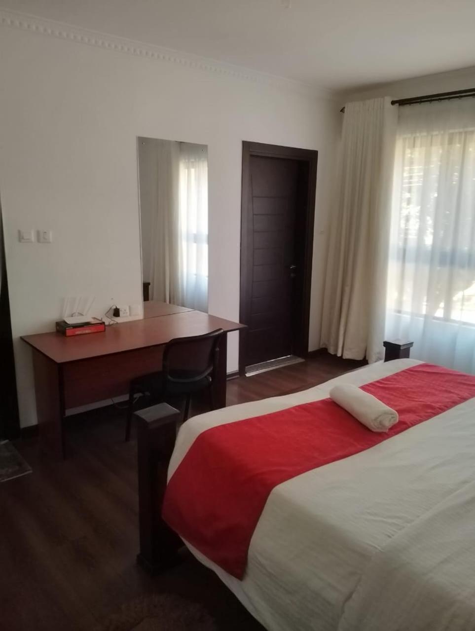 Apartment Elegant 3 Bedroom At Rosewood Residency