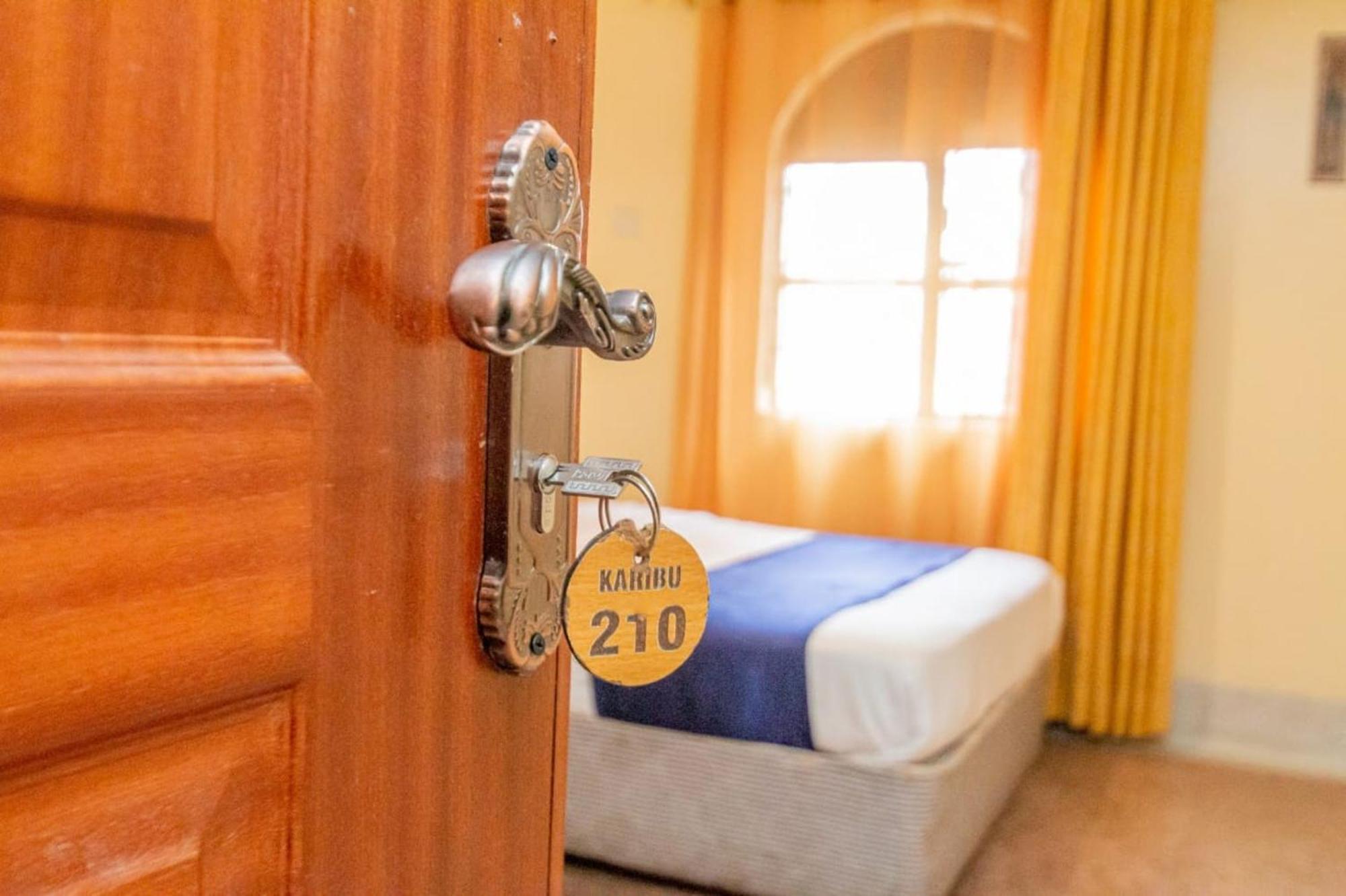 Hotel Space 3*