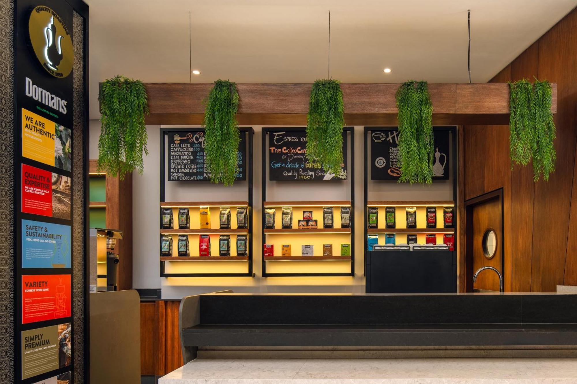 Hotel - Two Rivers Mall By Ihg