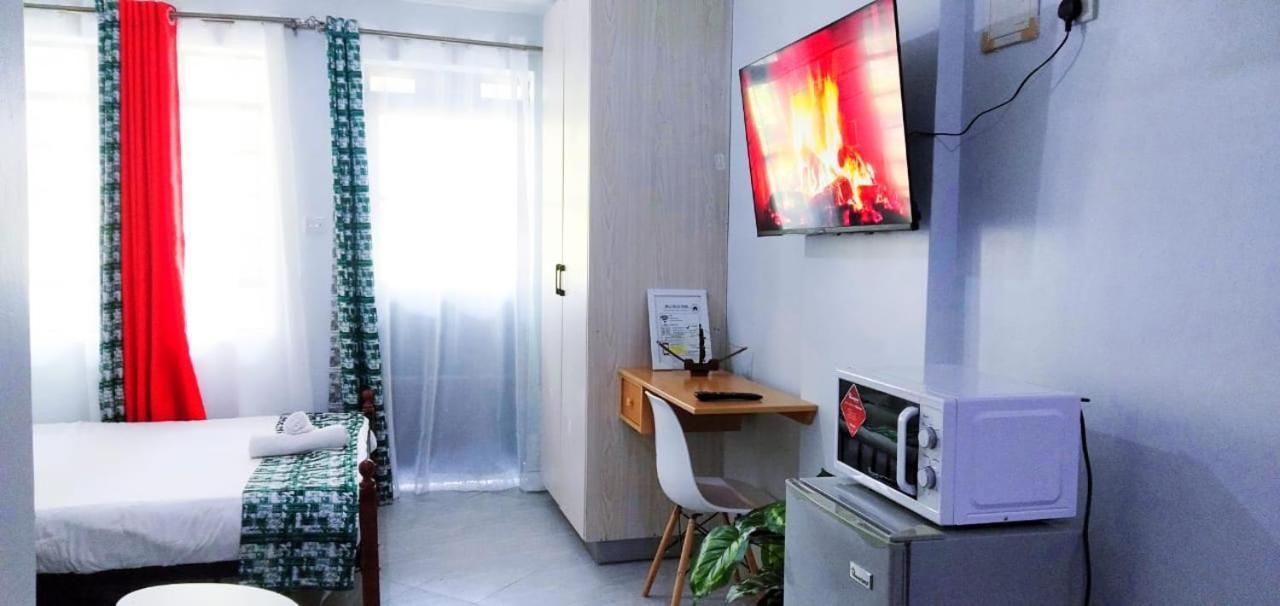 Vivi Gray ,muthiga, Waiyaki Way Nairobi