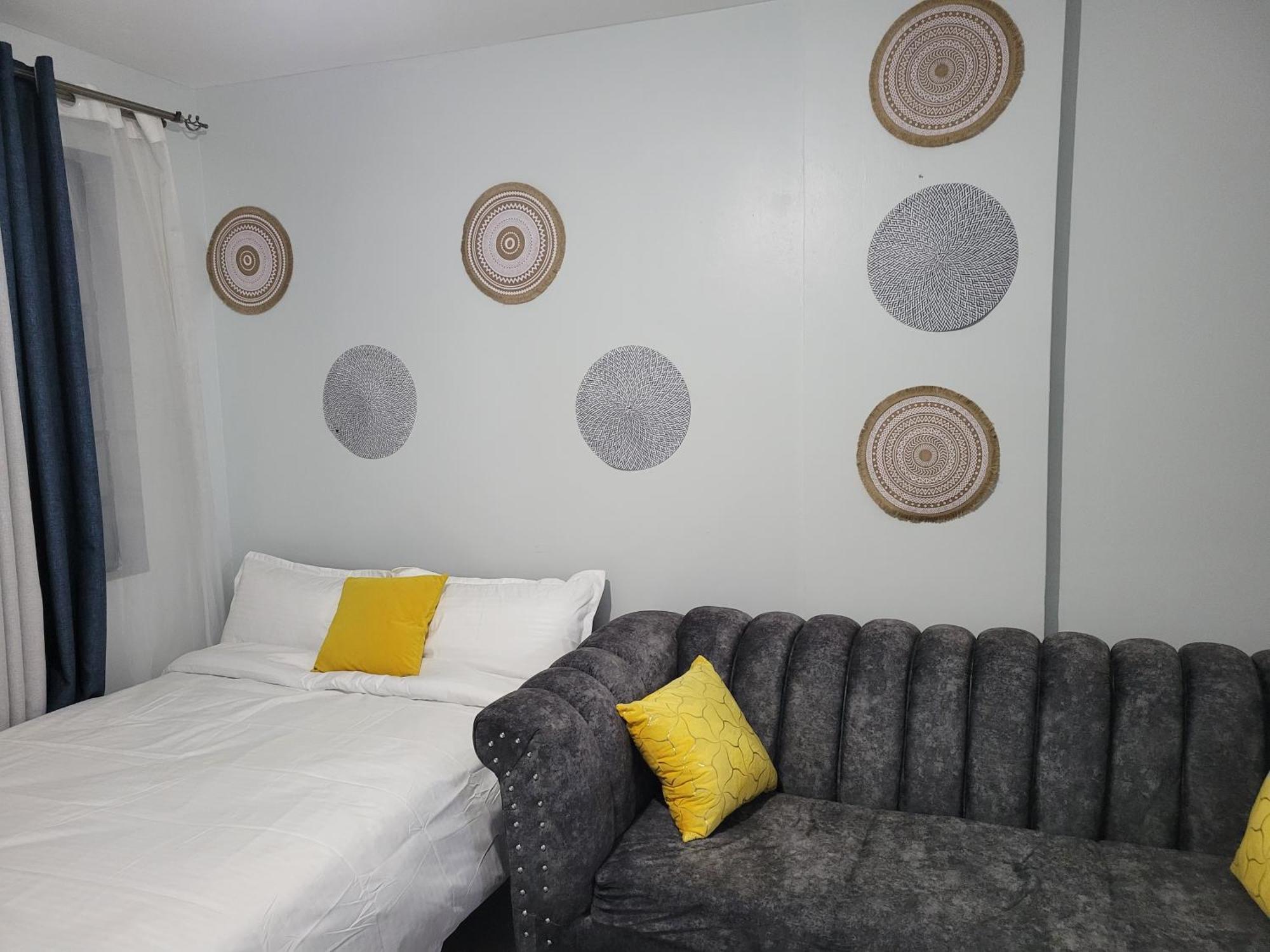 Vivi Gray ,muthiga, Waiyaki Way Apartment *