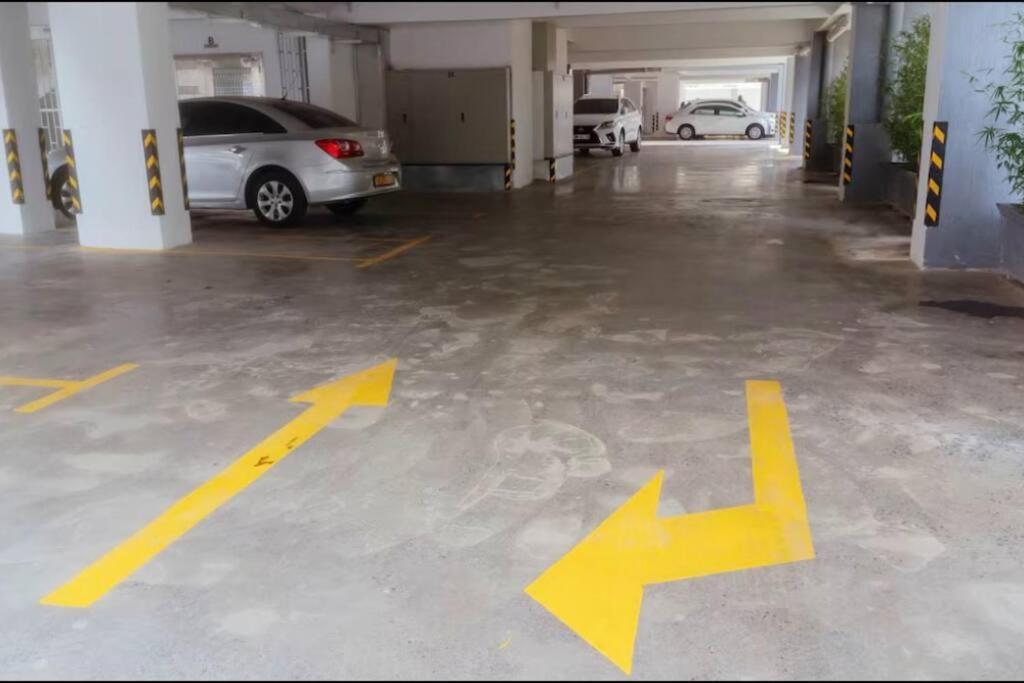 Apartment 1 Bedroom Staroot Residency Kilimani *