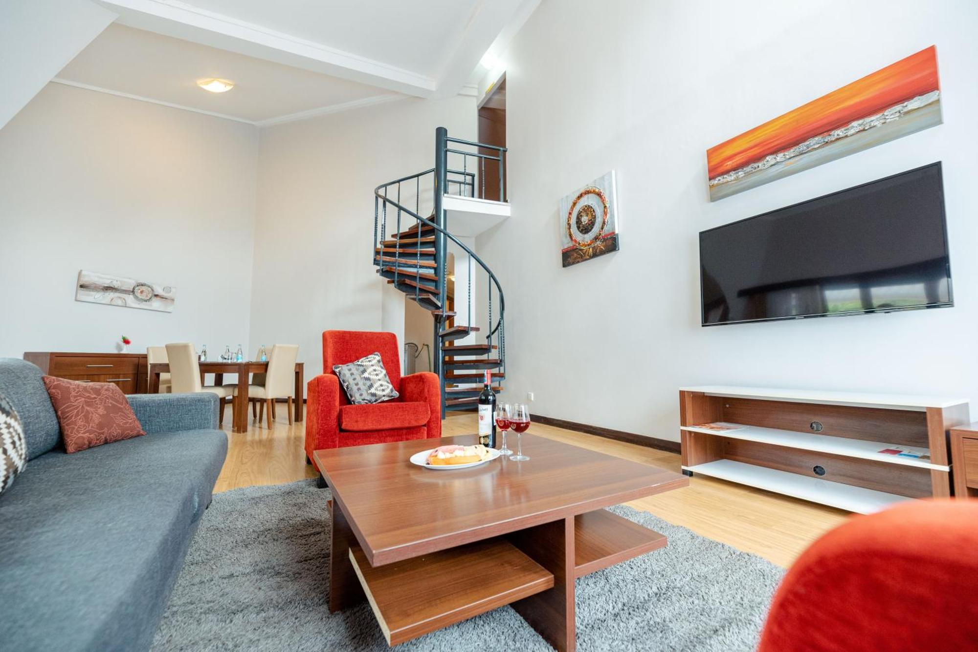 Heri Heights Apartments, Surestay Collection By Western 3*