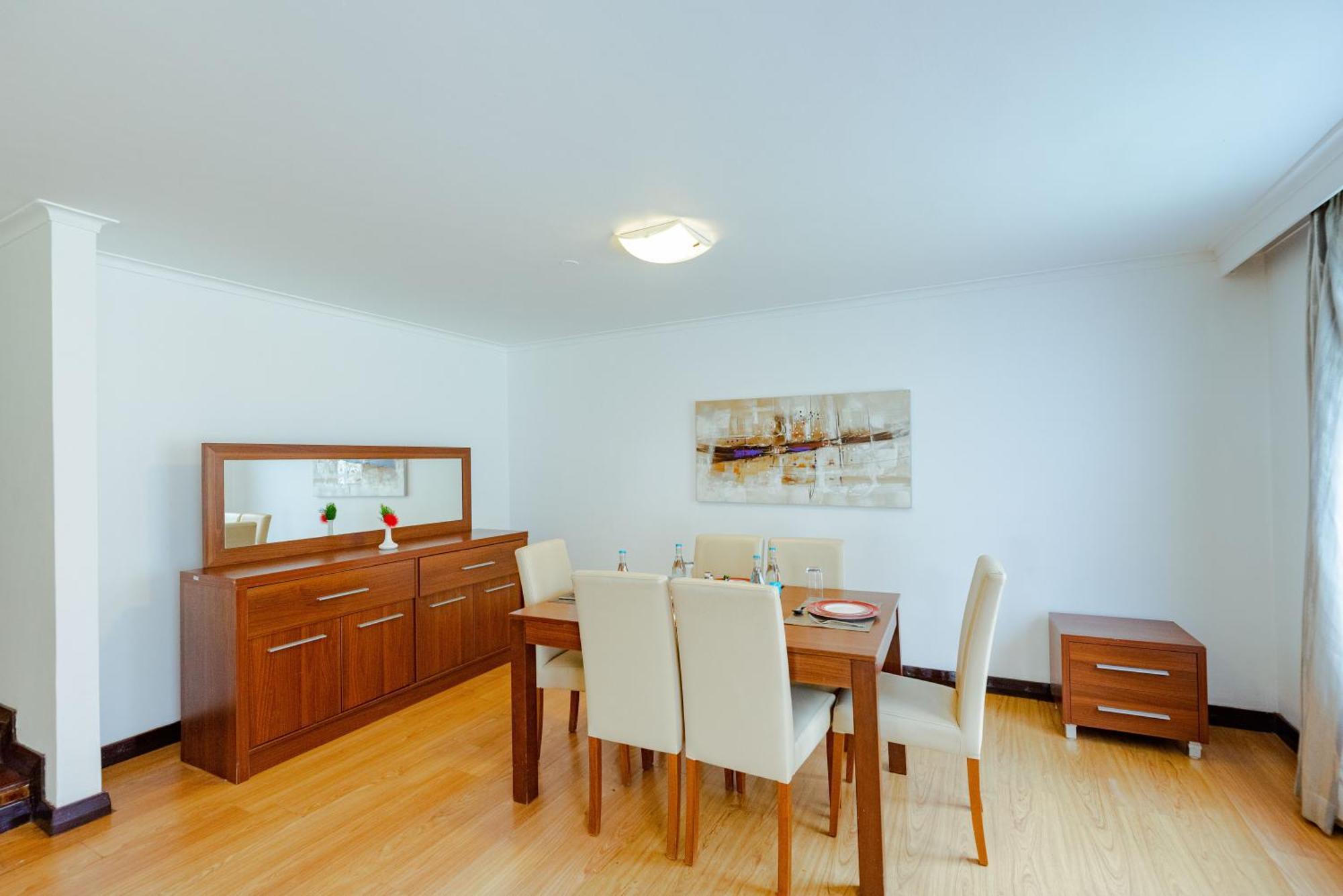 Heri Heights Apartments, Surestay Collection By Western 3*